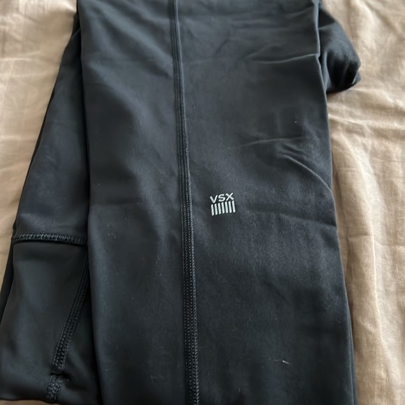 Knockout By Victoria’s Secret Capri ✨✨ Black - Picture 4 of 4